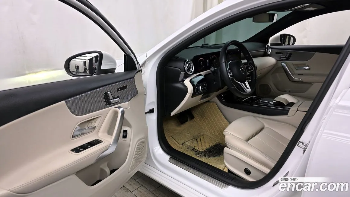 Mercedes-Benz A-Class — фото 10