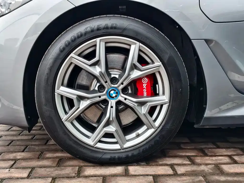 BMW i3 — фото 2