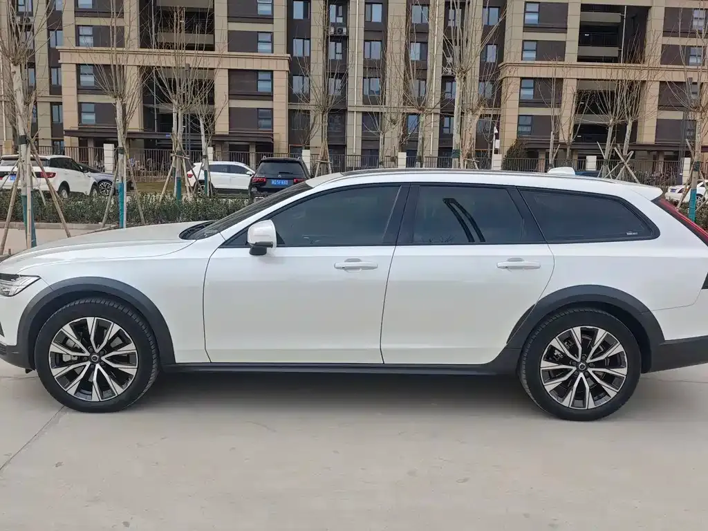 Volvo V90 — фото 4