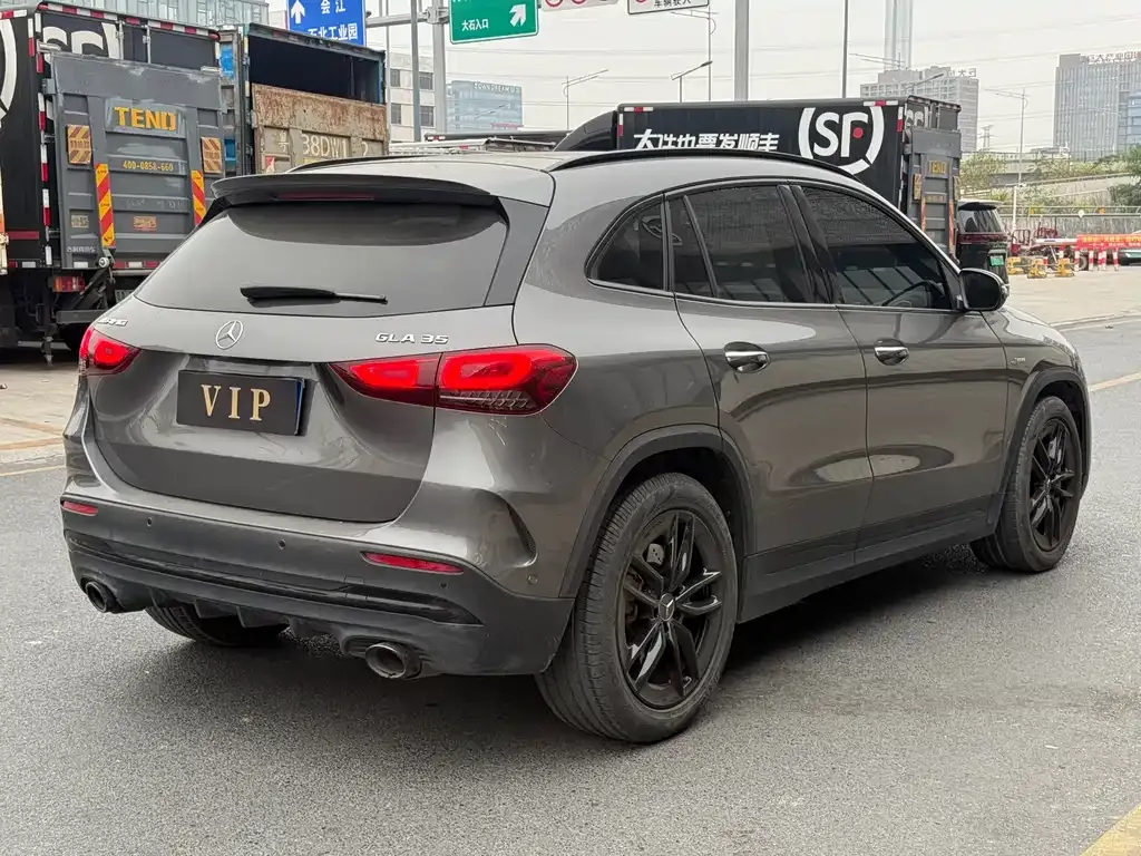 Mercedes-Benz GLA AMG — фото 4