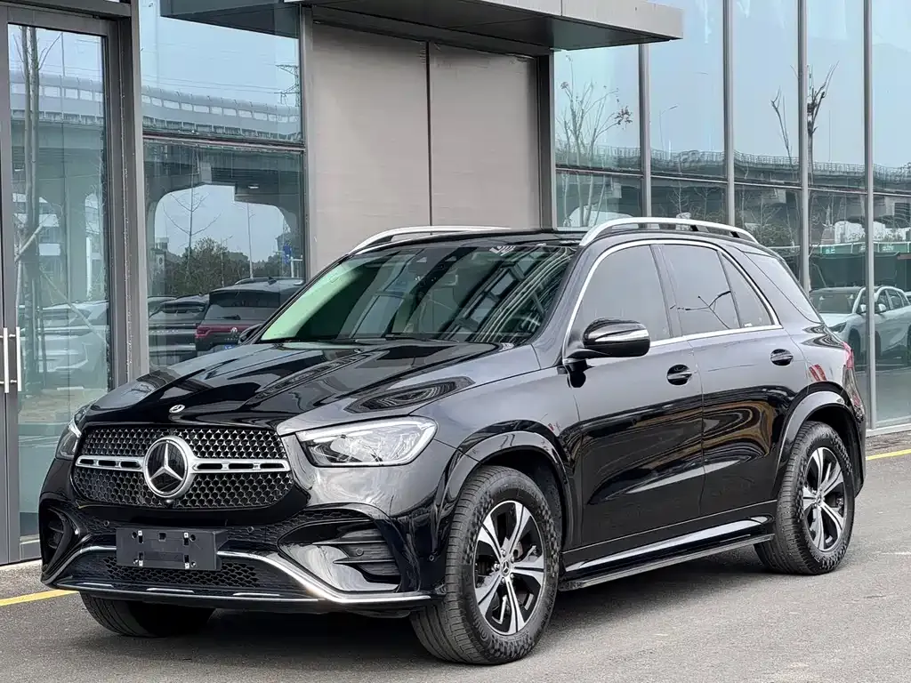 Mercedes-Benz GLE — фото 1