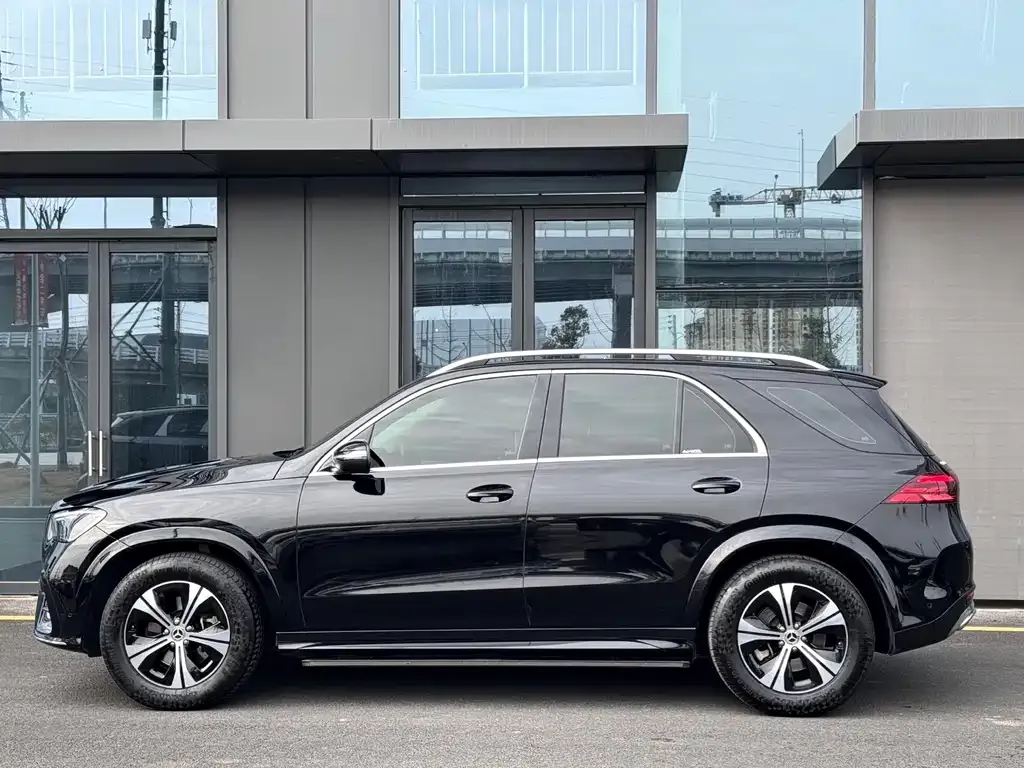 Mercedes-Benz GLE — фото 7
