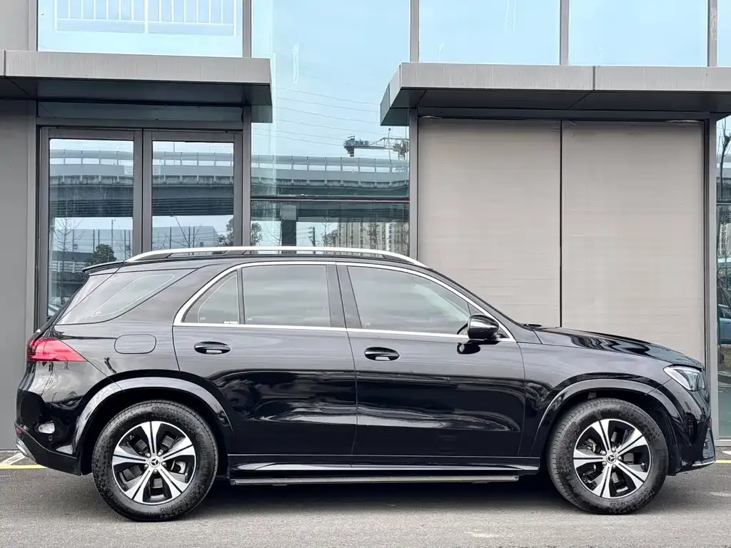Mercedes-Benz GLE — фото 10