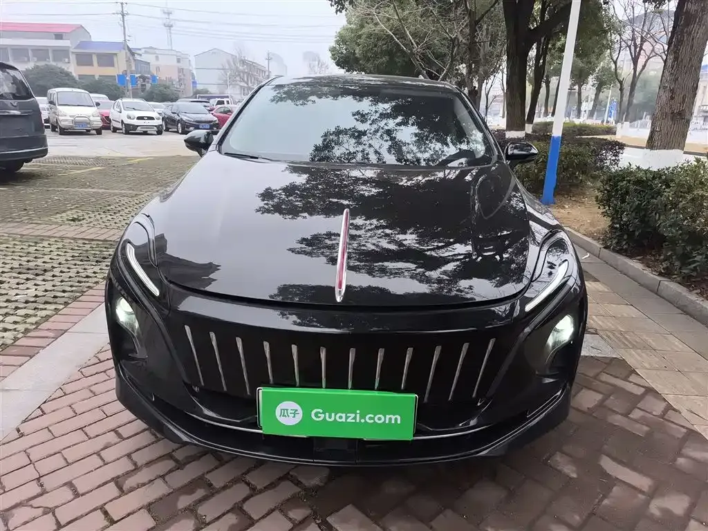 Hongqi E-QM5 — фото 2