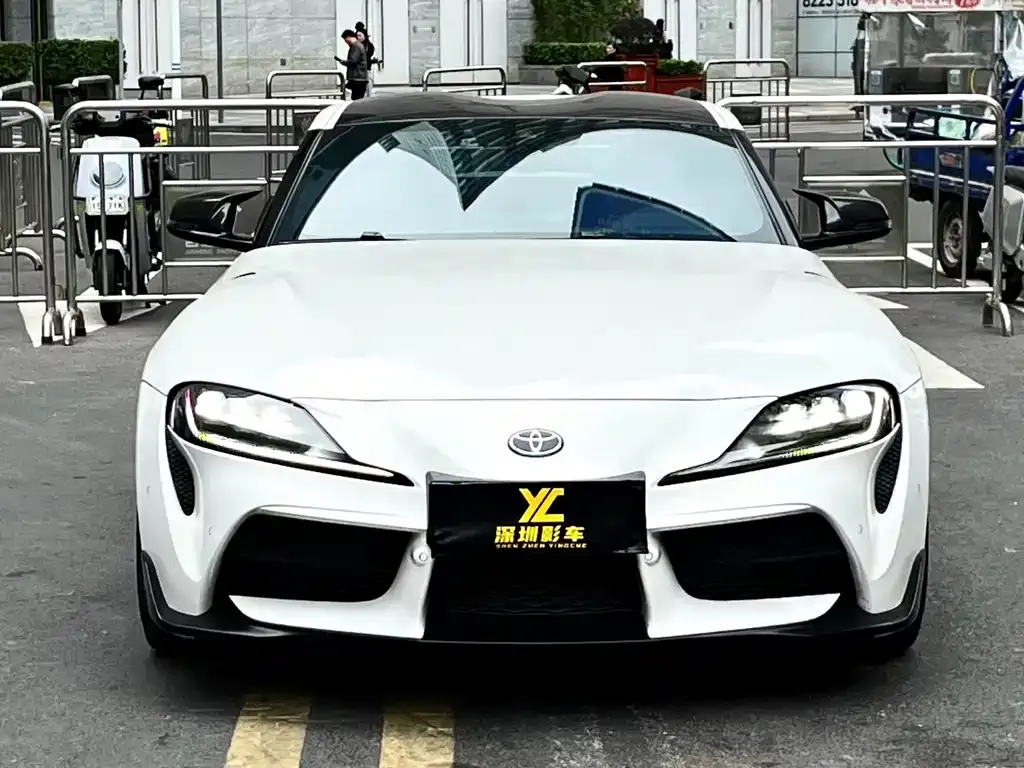 Toyota Supra — фото 2