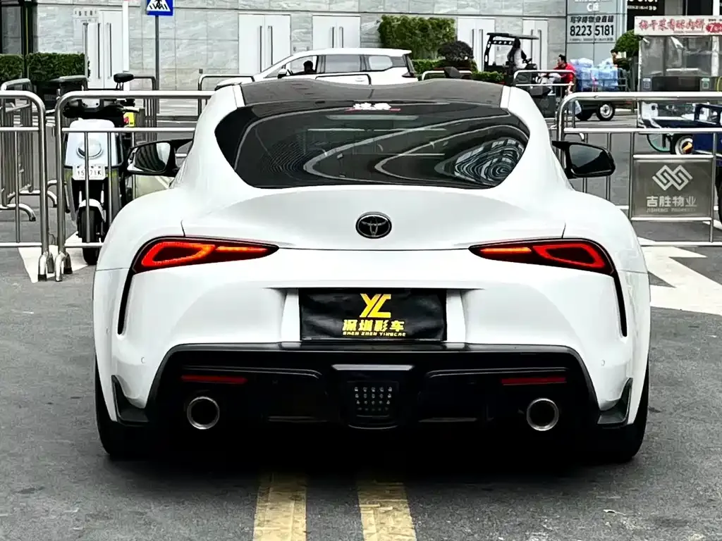 Toyota Supra — фото 3