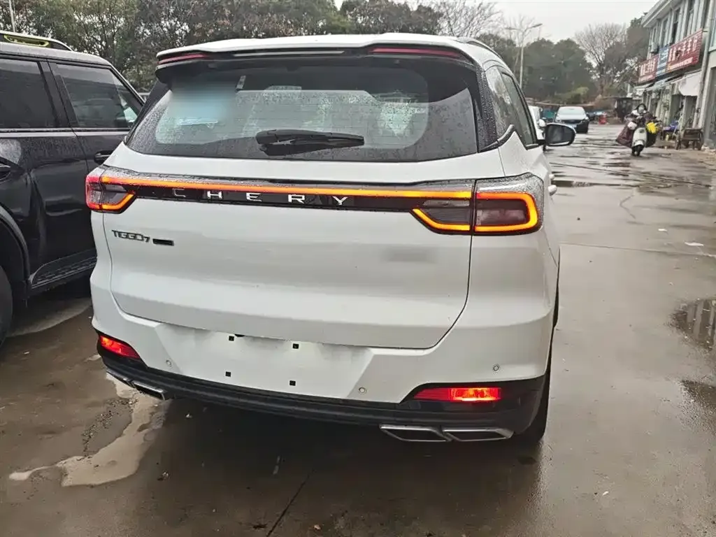 Chery Tiggo 7 PLUS — фото 8