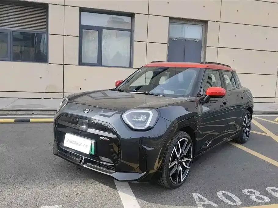 MINI Aceman EV — фото 1