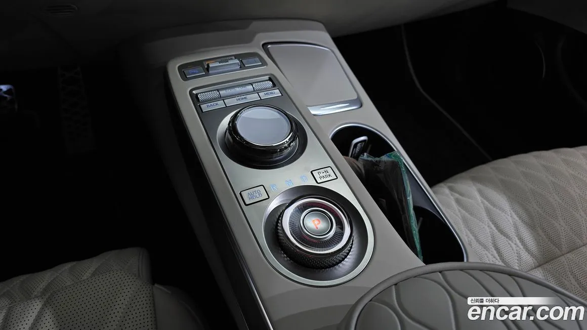 Genesis GV70 — фото 4