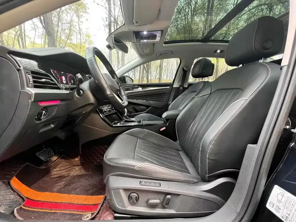 Volkswagen Passat — фото 6