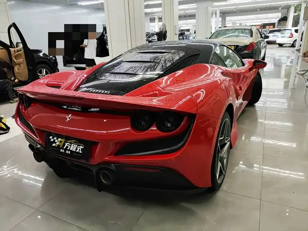 Ferrari F8 — фото 4