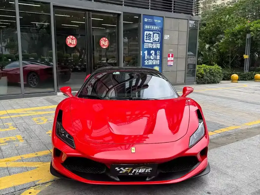 Ferrari F8 — фото 7