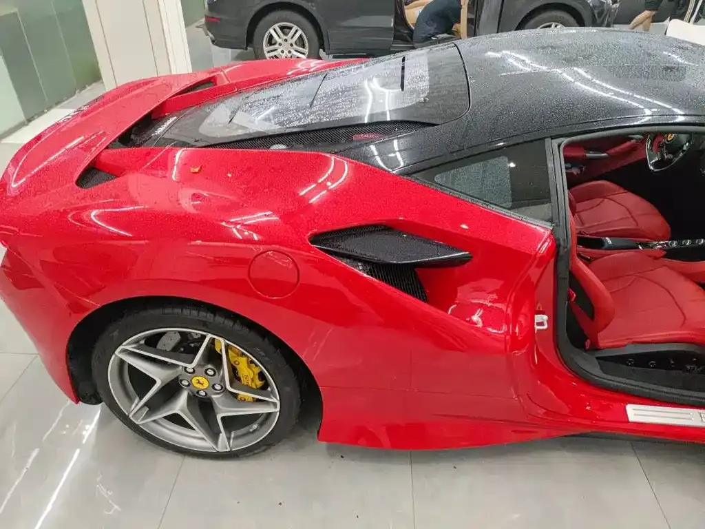 Ferrari F8 — фото 5