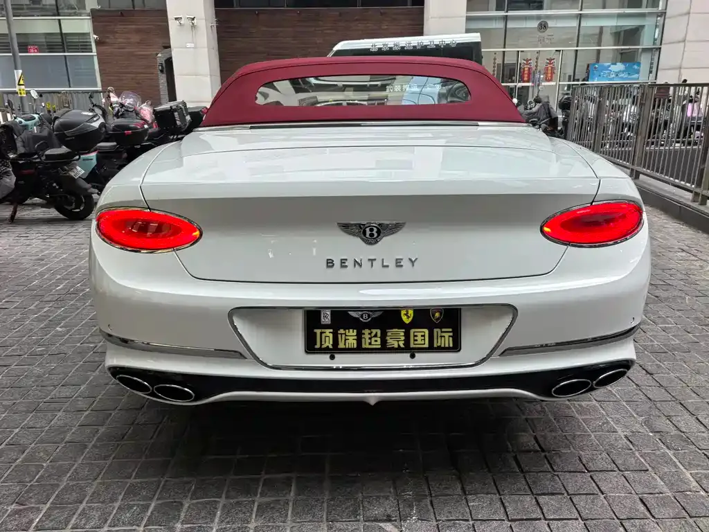 Bentley Continental — фото 7