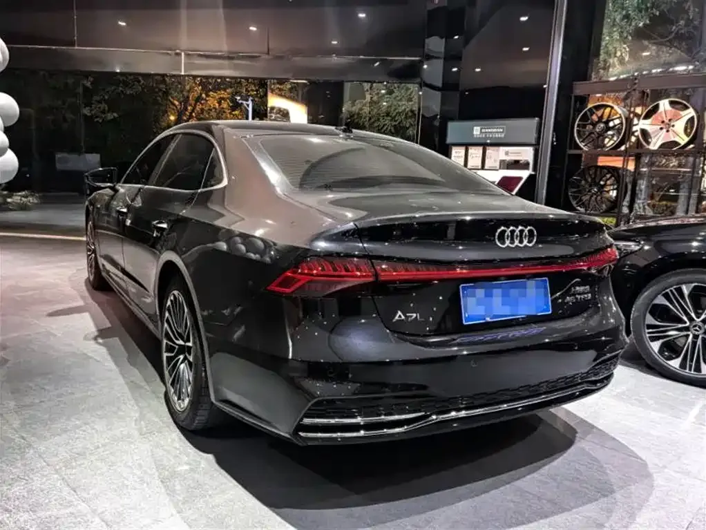 Audi A7L — фото 3