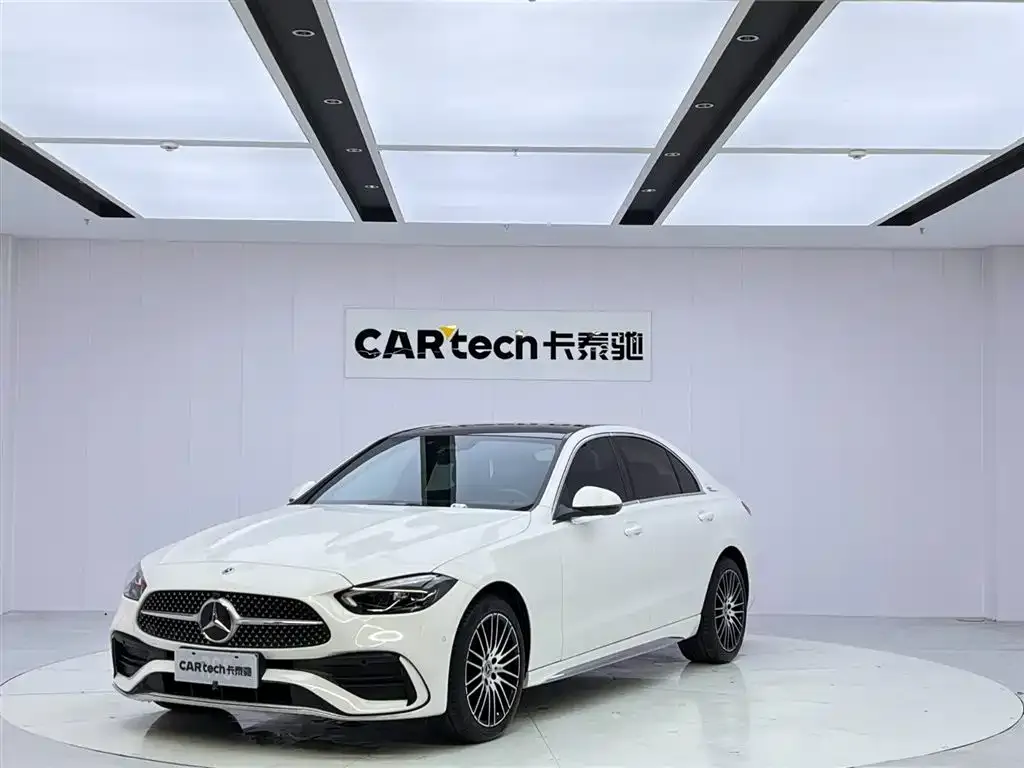 Mercedes-Benz C-Class — фото 1