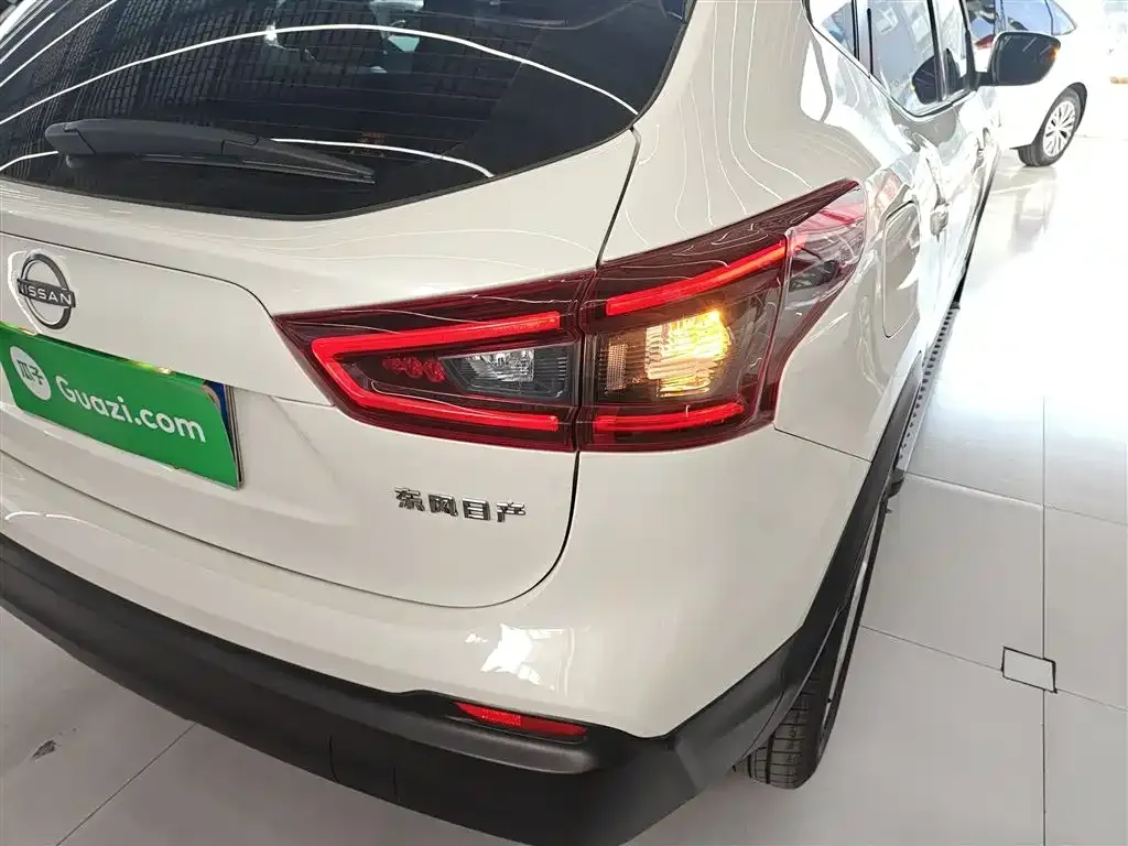 Nissan Qashqai — фото 5