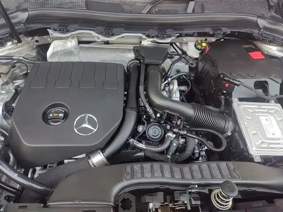 Mercedes-Benz GLA — фото 9