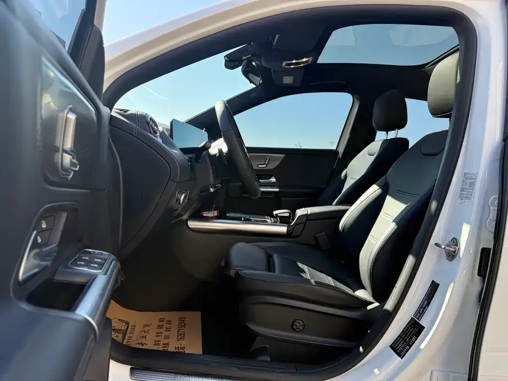 Mercedes-Benz GLA — фото 9