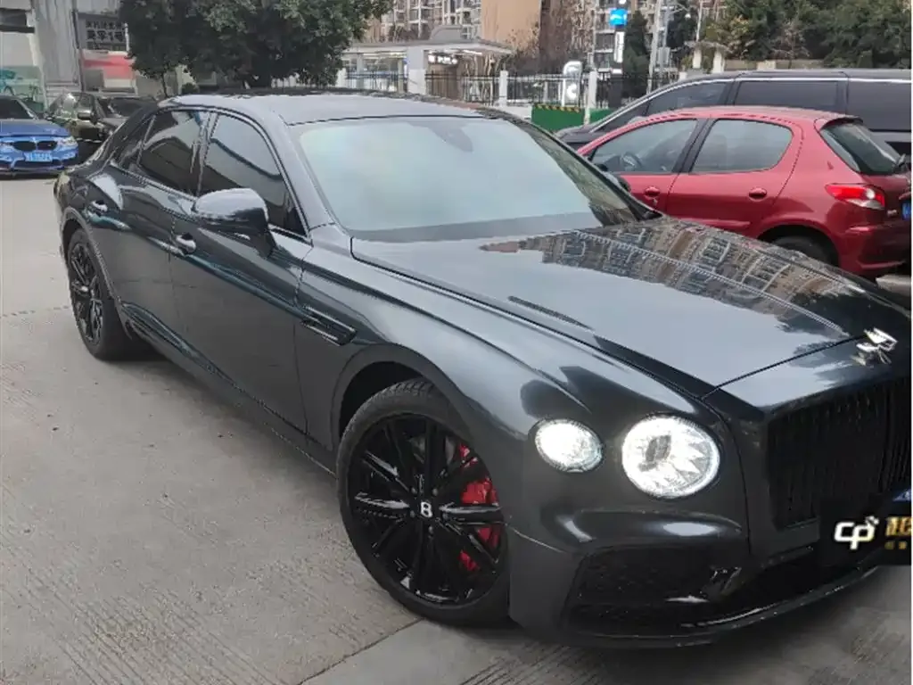 Bentley Flying Spur — фото 8