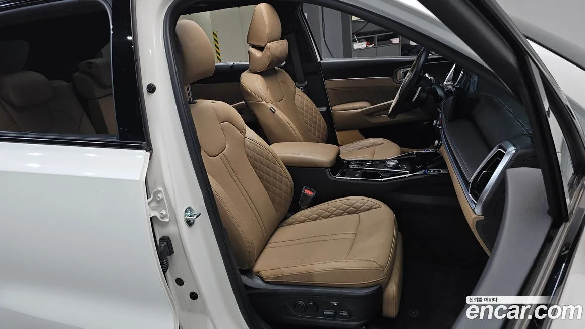 Kia Sorento — фото 10