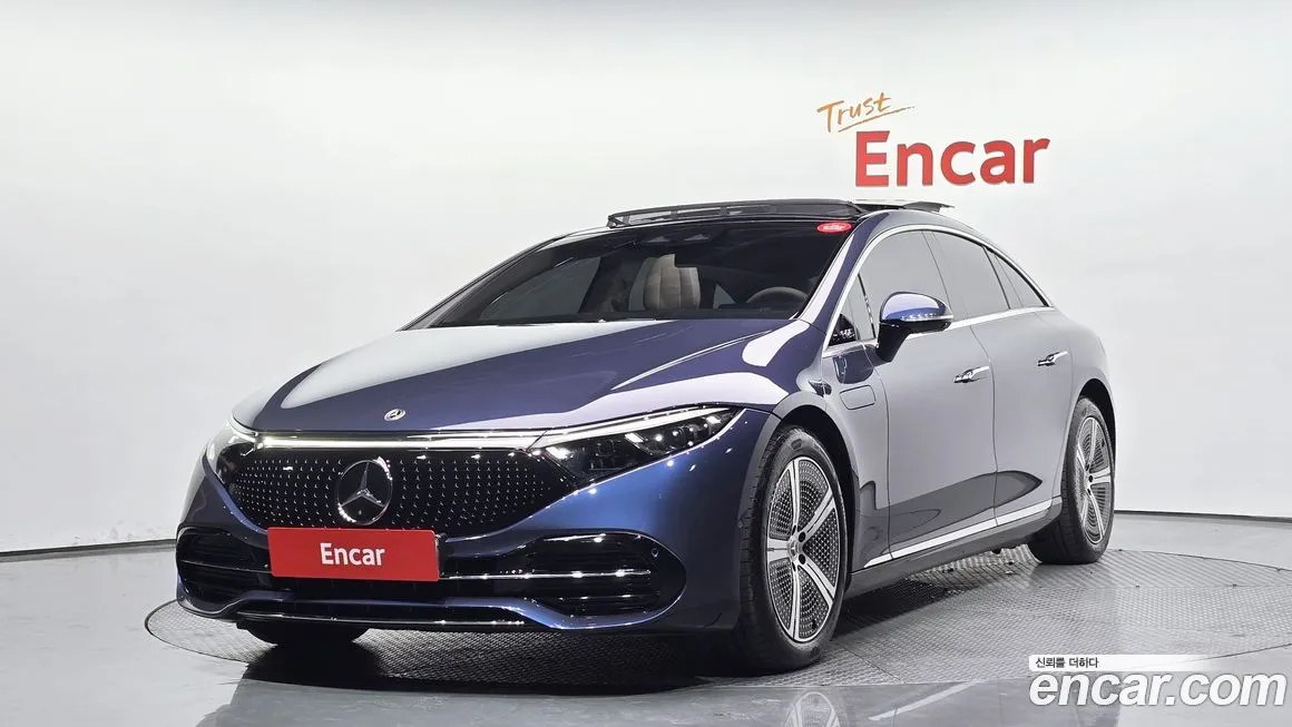 Mercedes-Benz EQS — фото 1