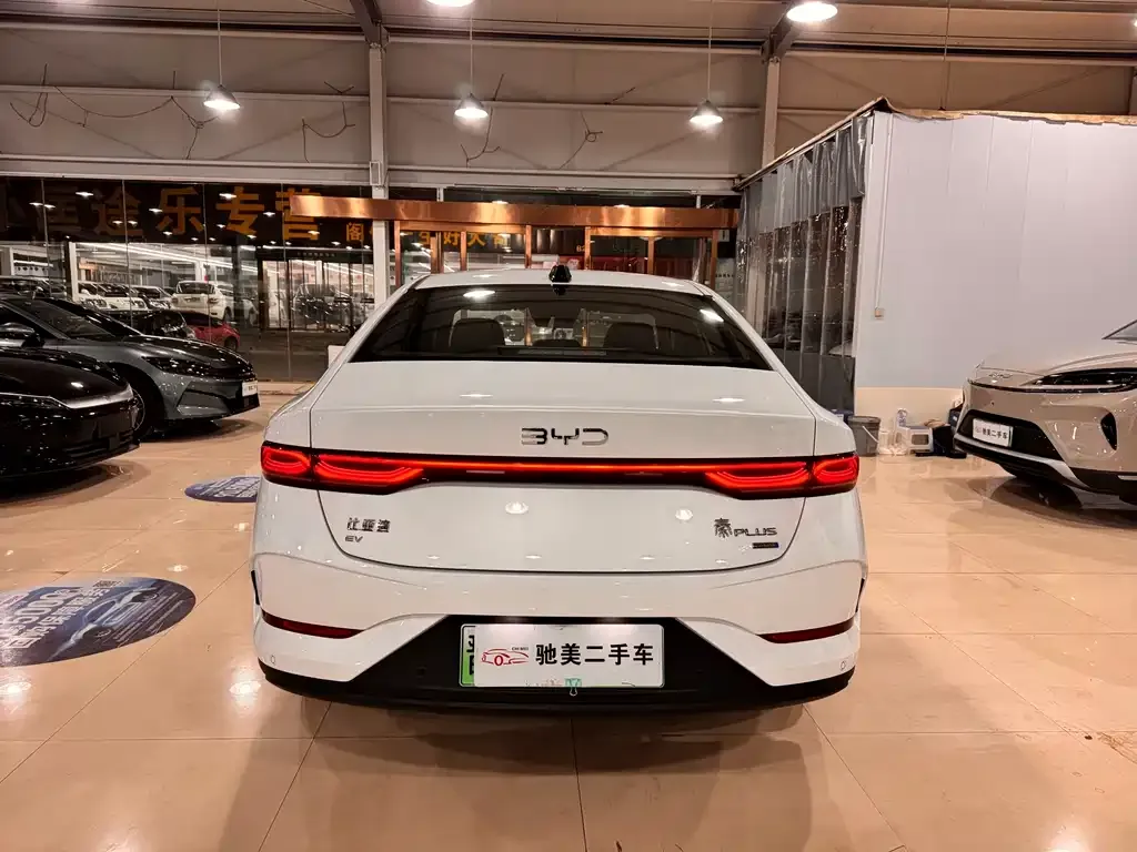 BYD Qin PLUS — фото 8