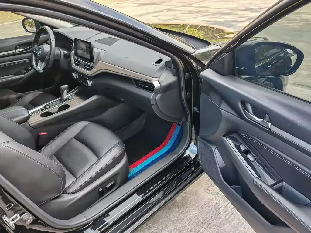 Nissan Teana — фото 4