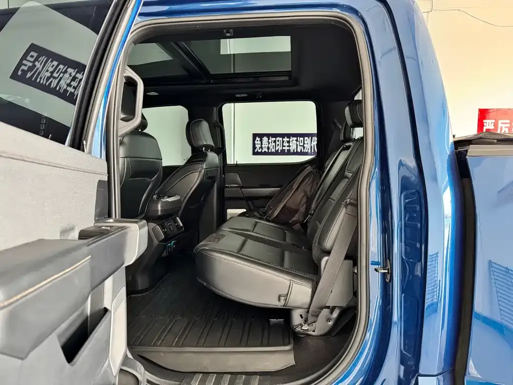 Ford F-150 Raptor — фото 7