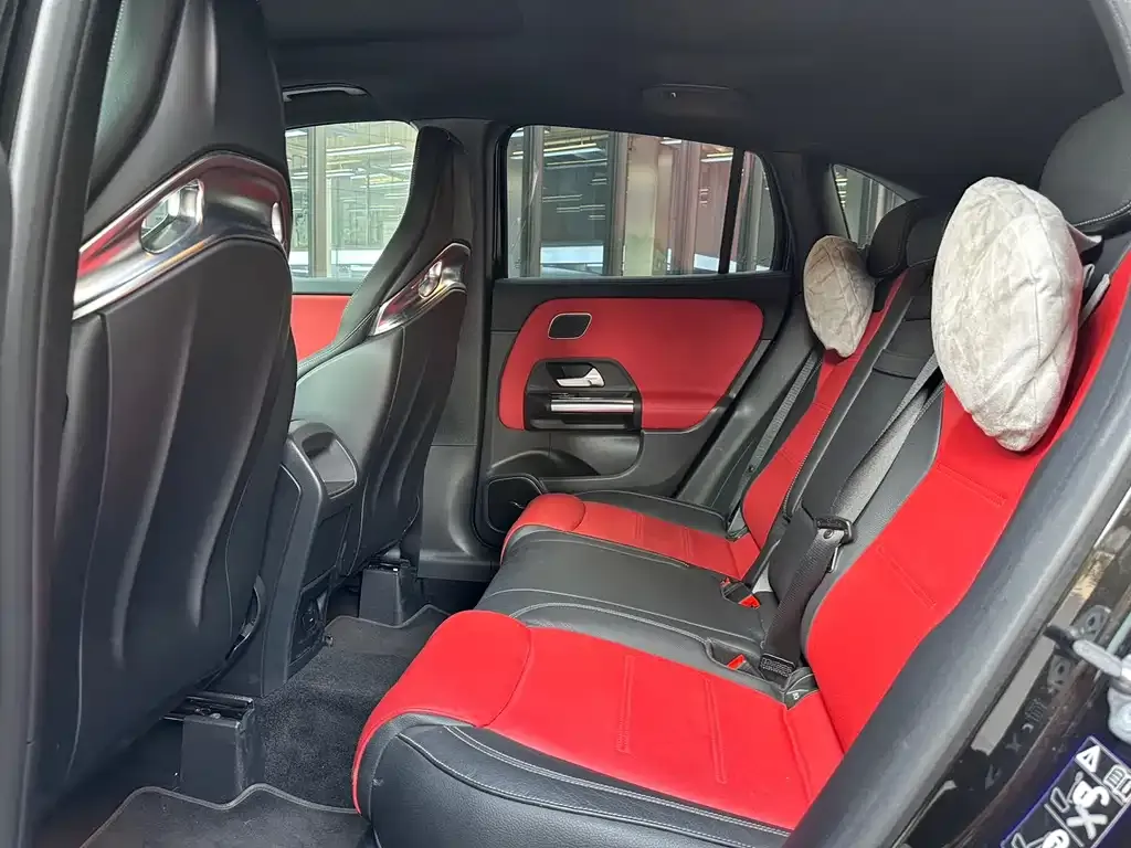 Mercedes-Benz GLA AMG — фото 8