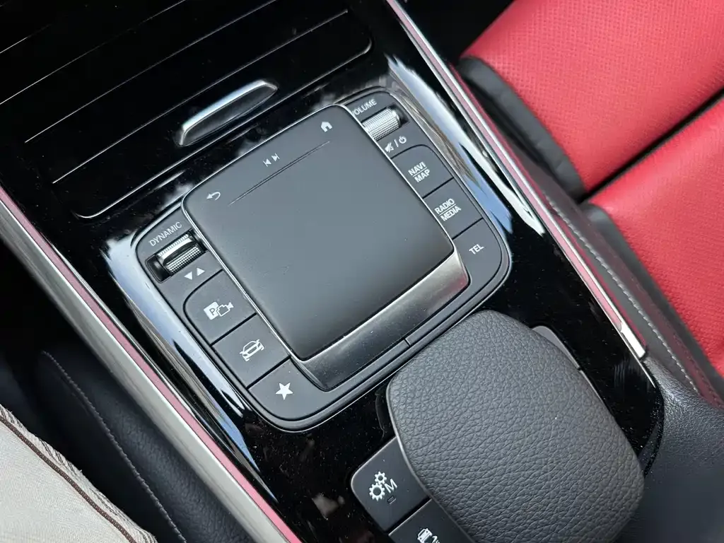Mercedes-Benz GLA AMG — фото 2