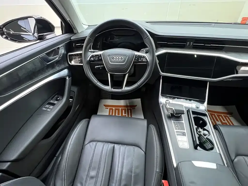 Audi A6L — фото 6