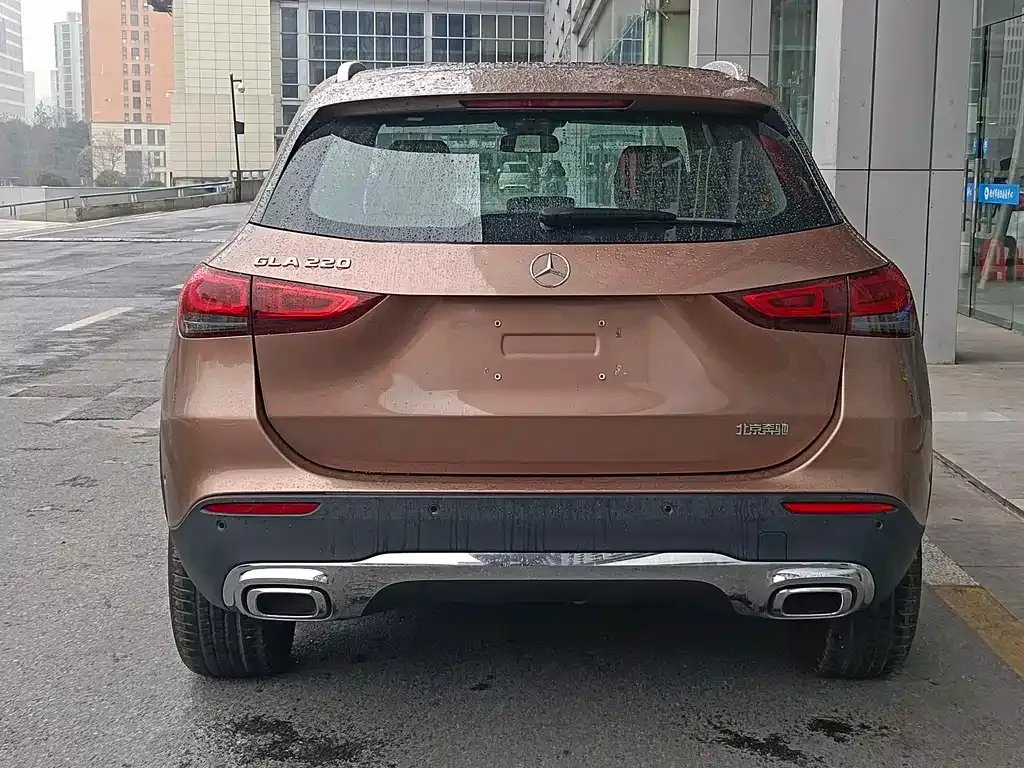 Mercedes-Benz GLA — фото 5