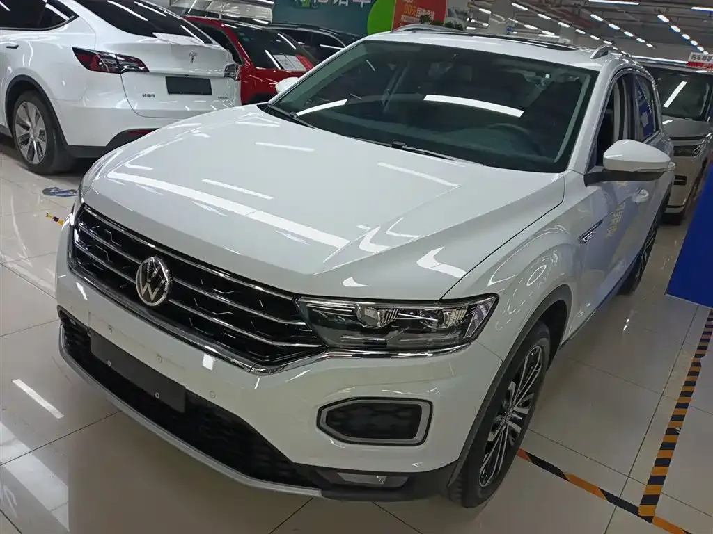 Volkswagen T-Roc — фото 2