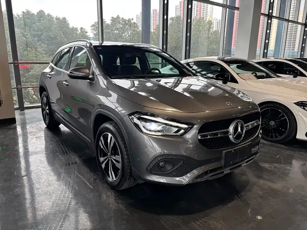 Mercedes-Benz GLA — фото 10