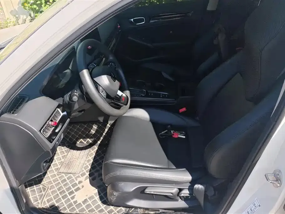 Honda Civic — фото 2