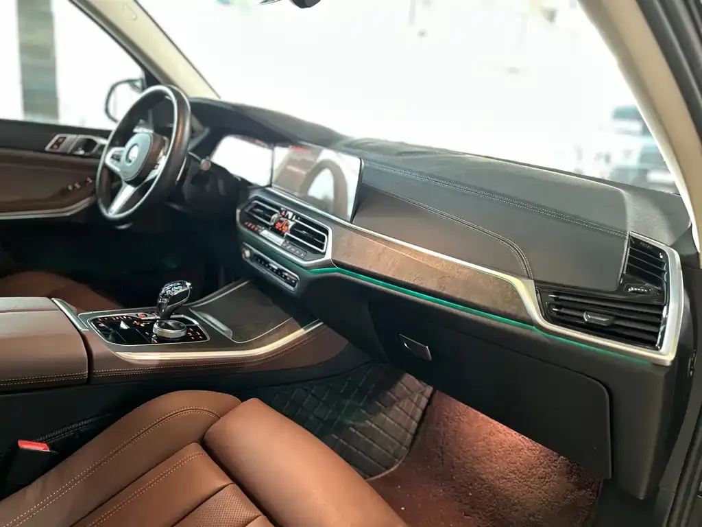 BMW X5 (Import) — фото 8