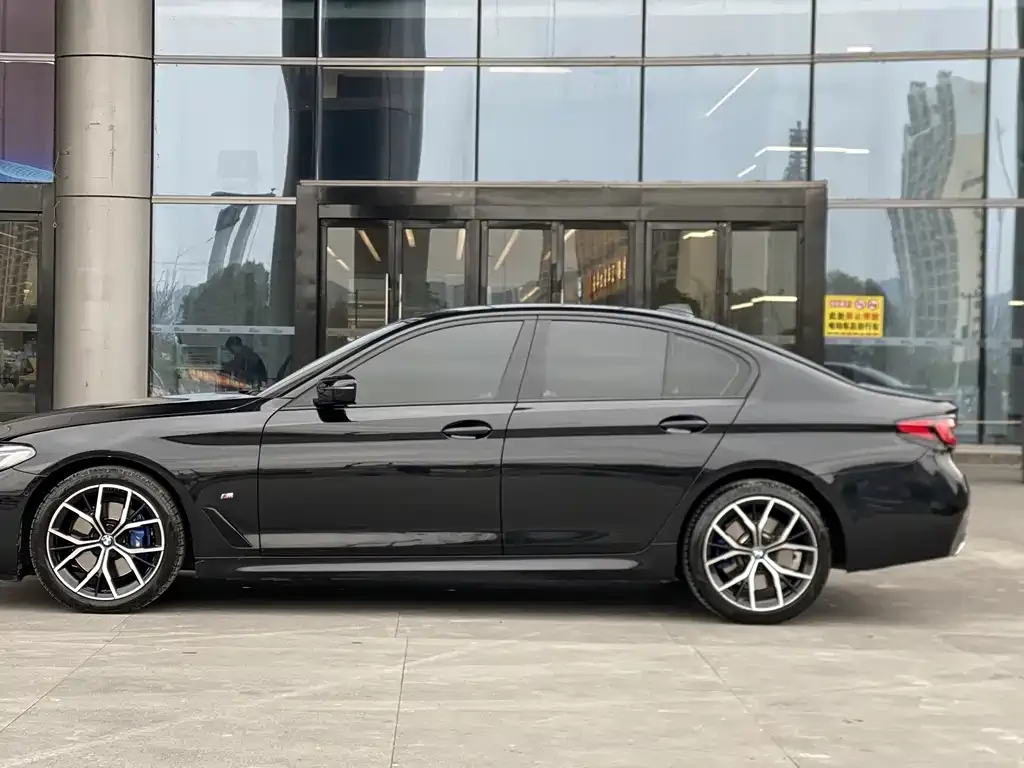BMW 5 Series (Import) — фото 5