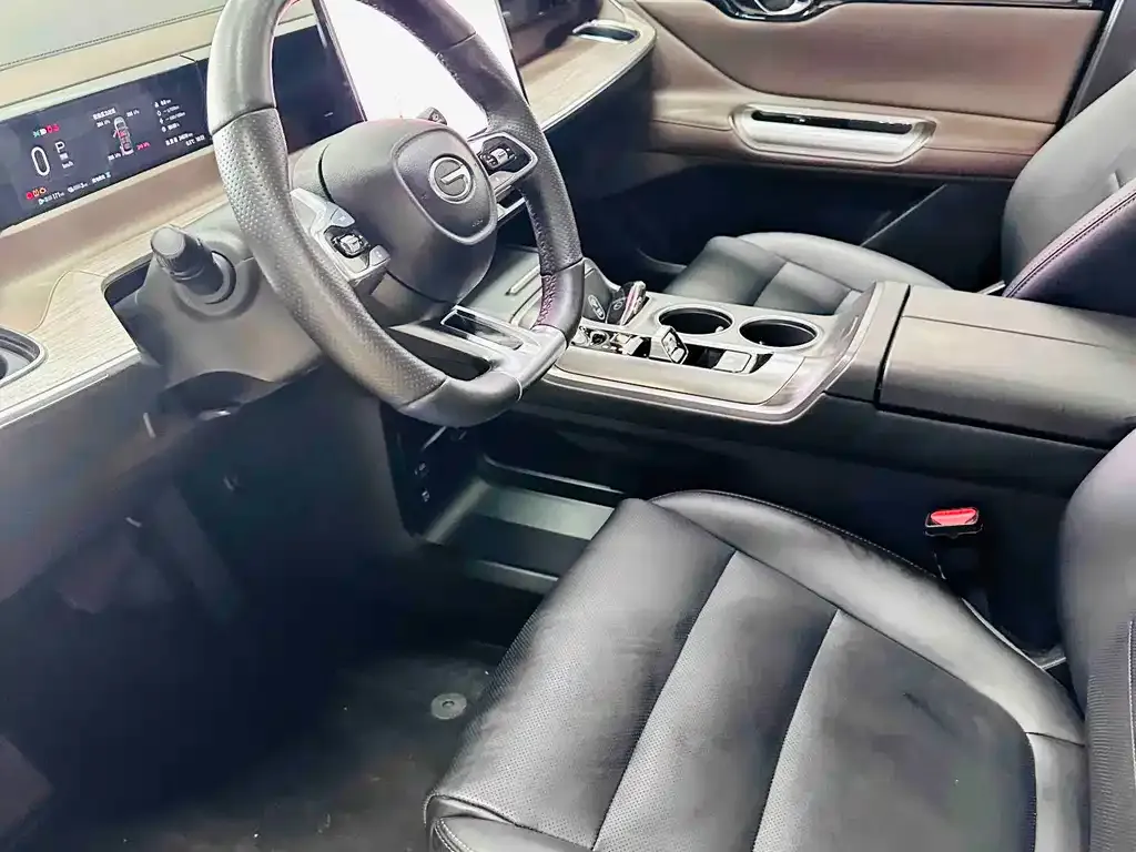GAC Motor Trumpchi E8 — фото 6