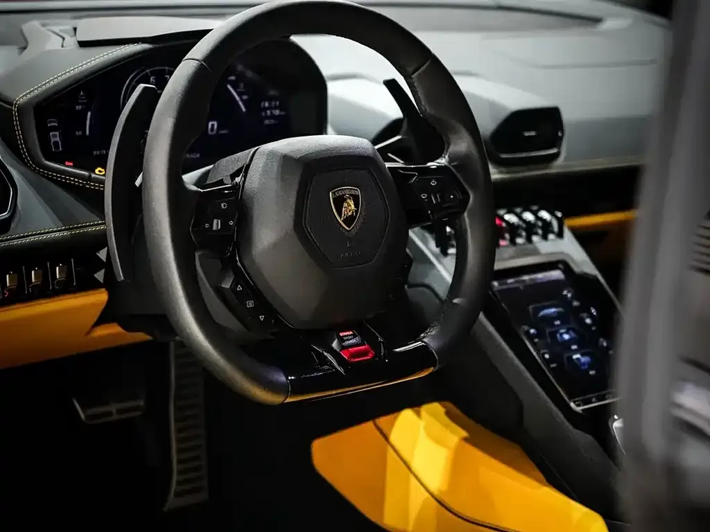 Lamborghini Huracan — фото 4