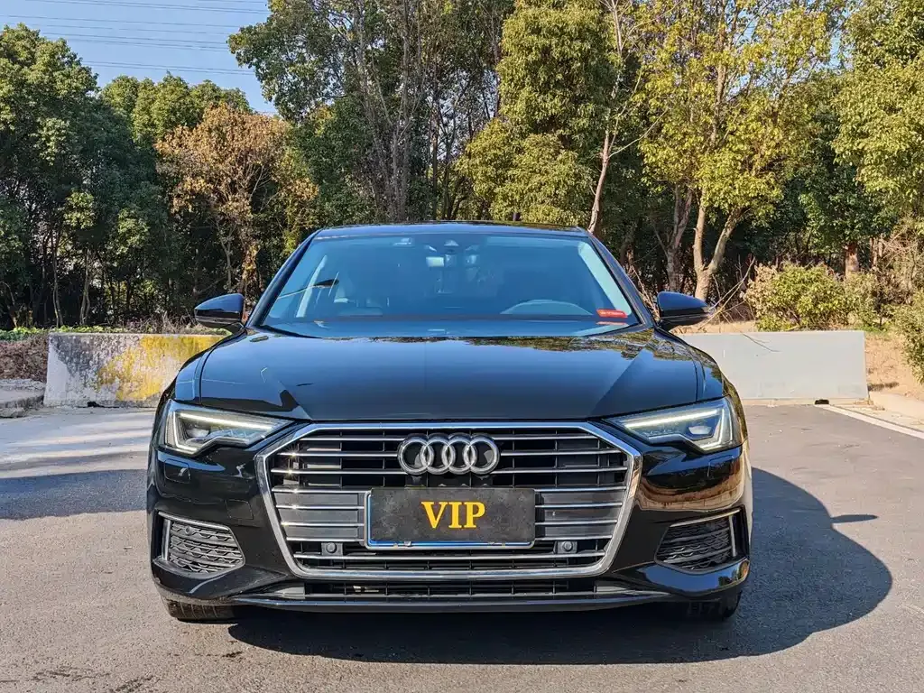 Audi A6L — фото 9