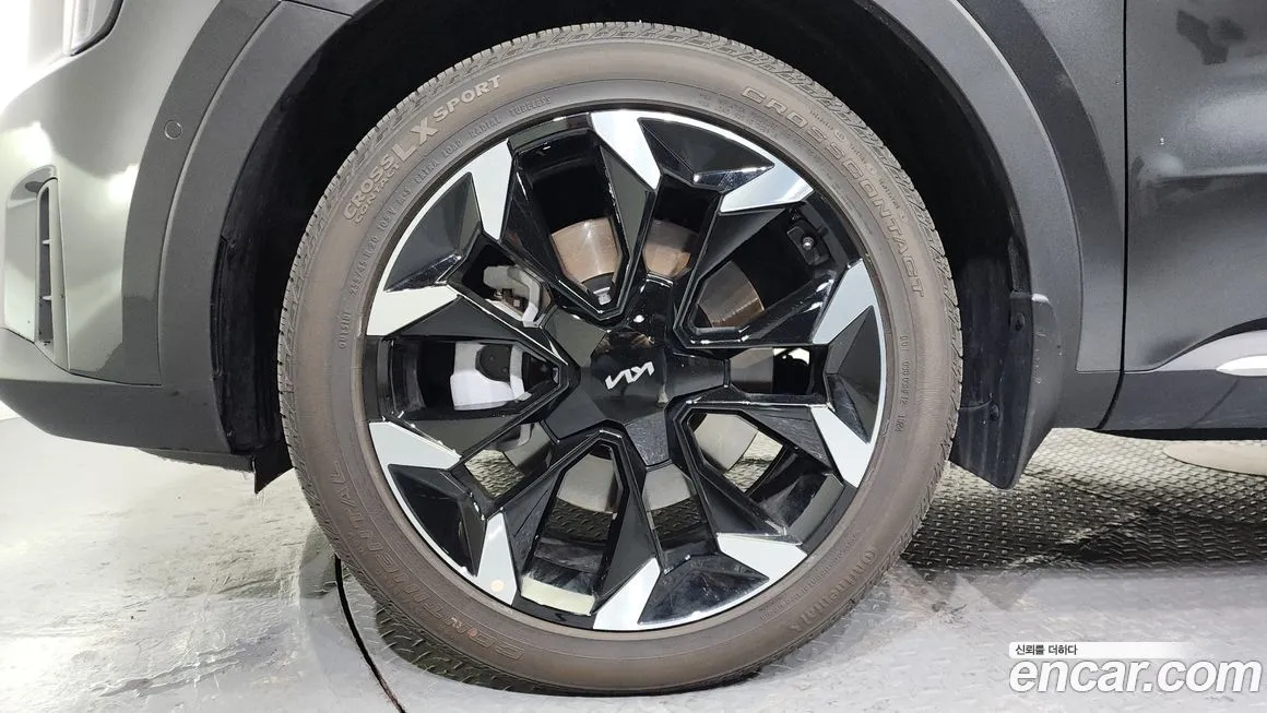 Kia Sorento — фото 5