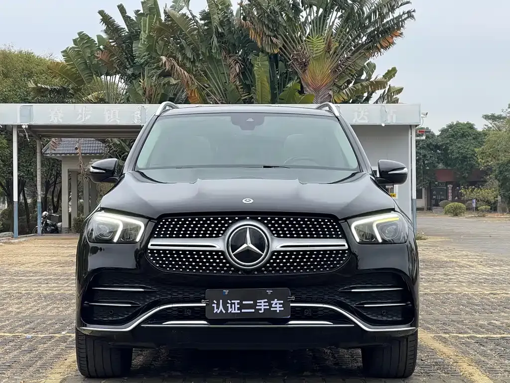 Mercedes-Benz GLE — фото 10