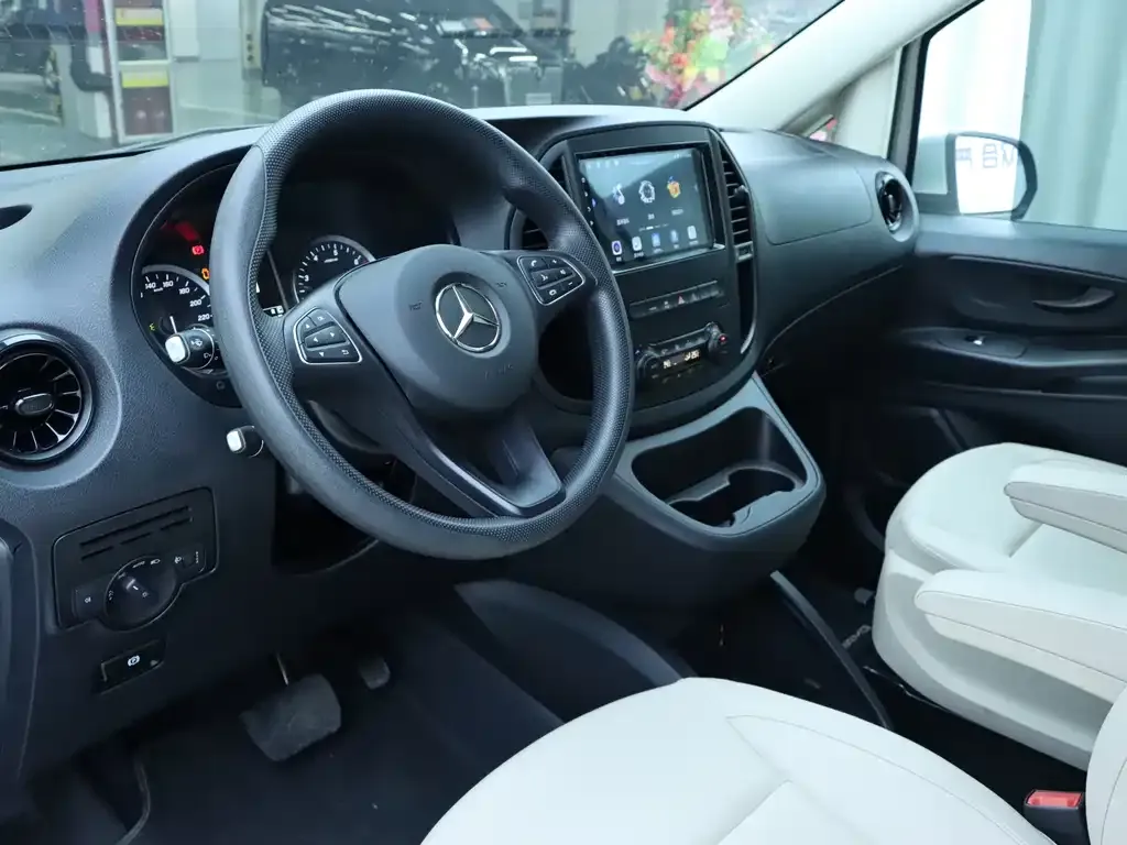 Mercedes-Benz Vito — фото 9