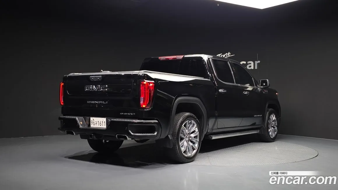 GMC Sierra — фото 4