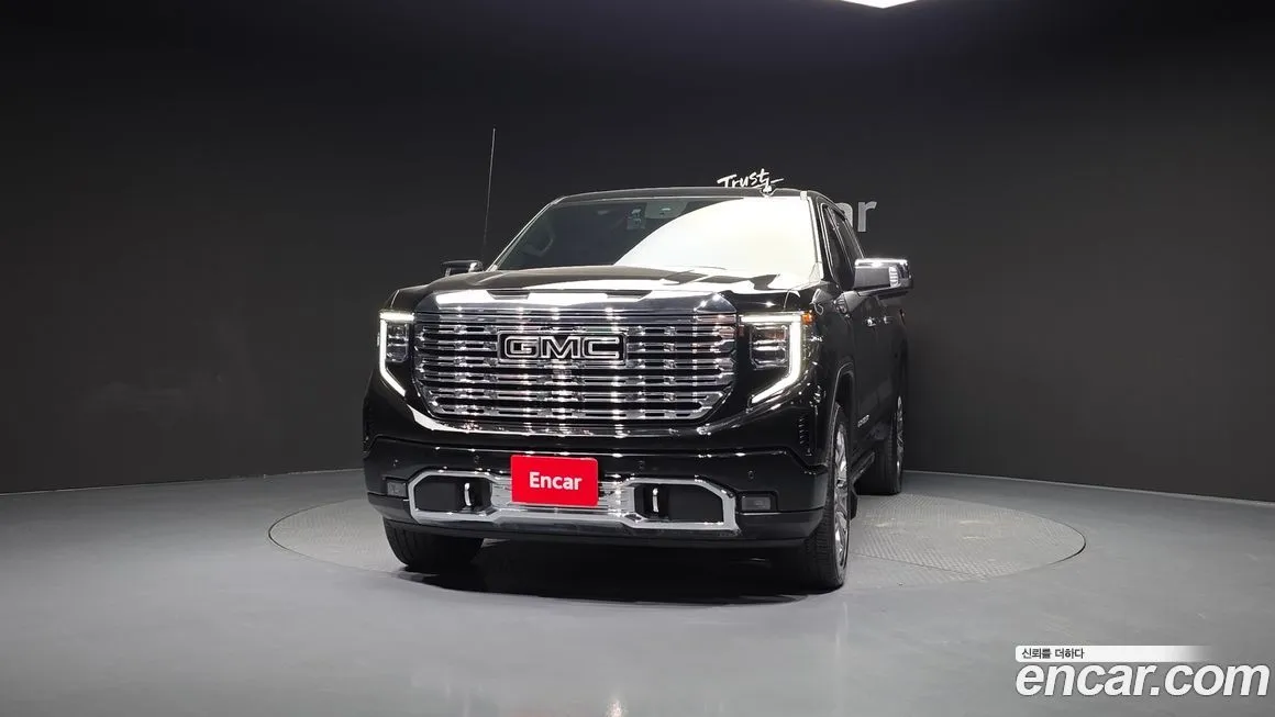 GMC Sierra — фото 2