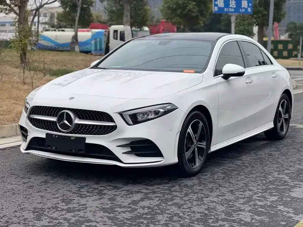 Mercedes-Benz A-Class — фото 1