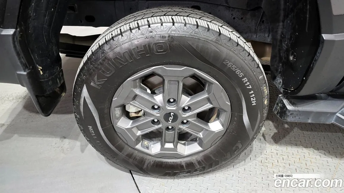 Kia Tasman — фото 10