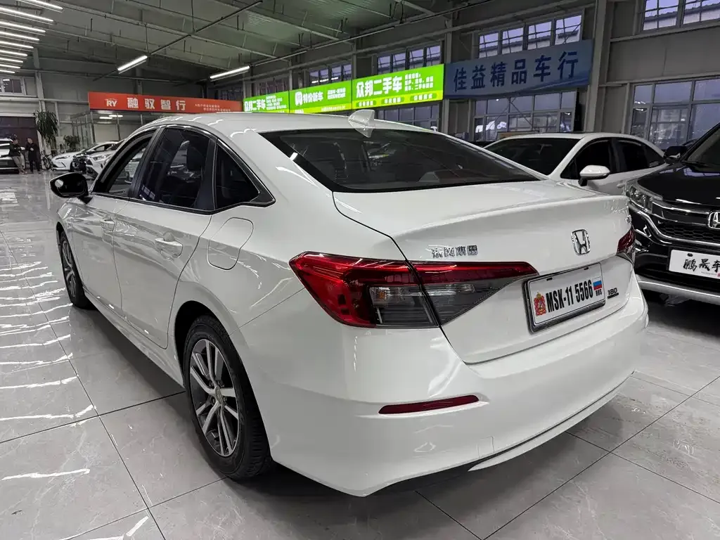 Honda Civic — фото 7