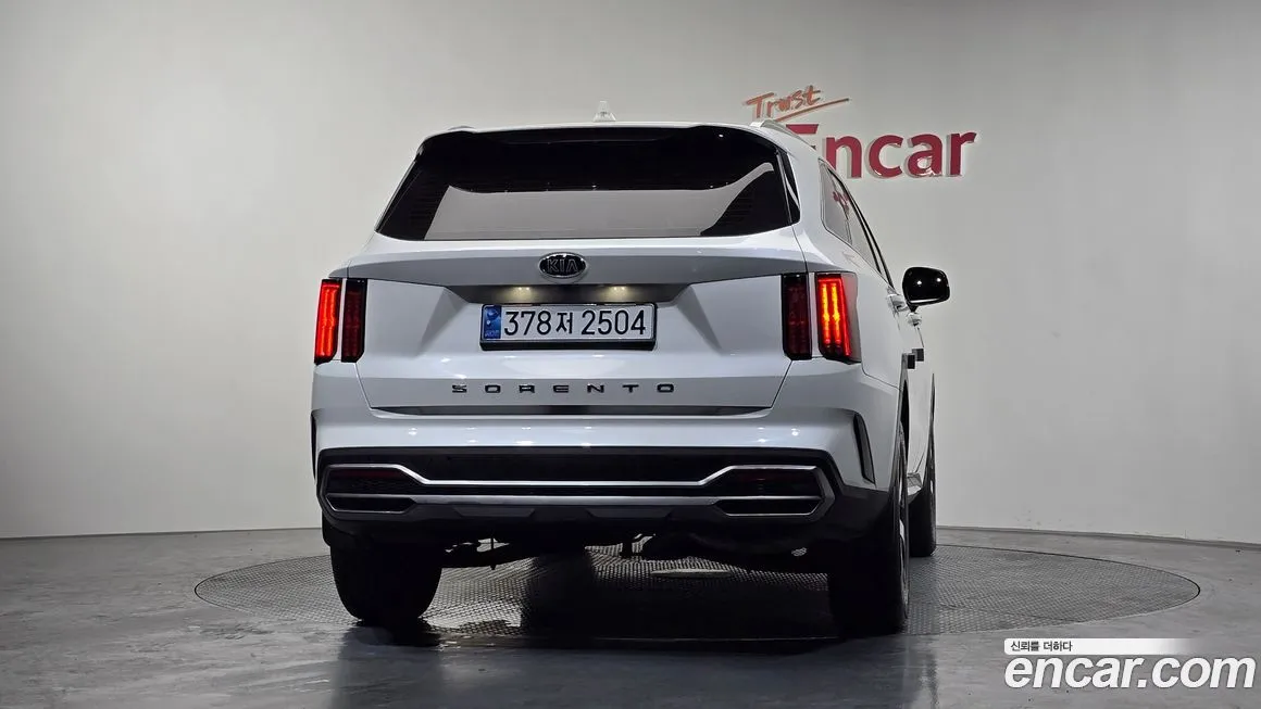 Kia Sorento — фото 4
